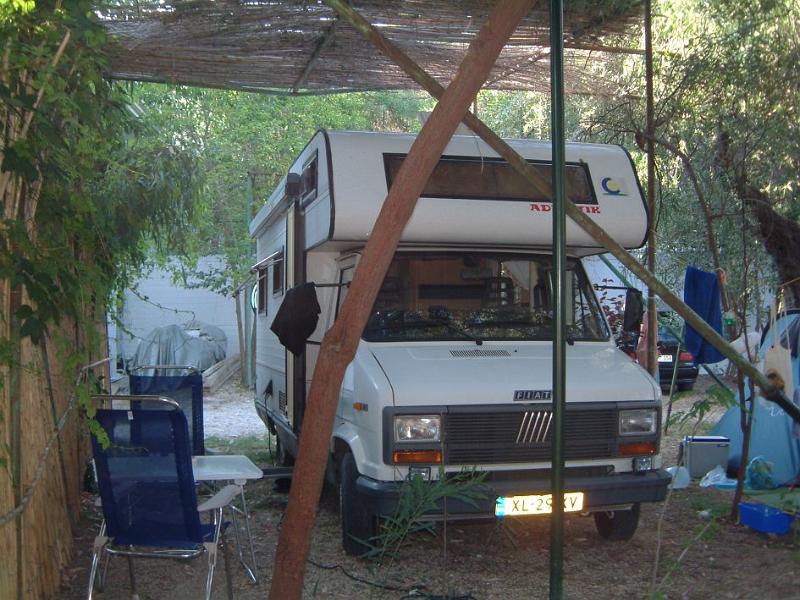 _057.jpg - Dan maar terug naar de kust . Camping Lichnos Beach